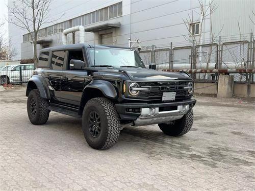 国产烈马和猛禽对比视频